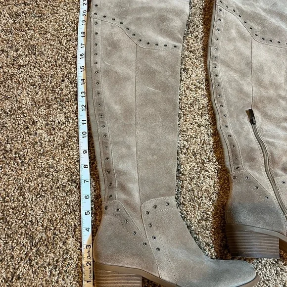 Vince Camuto Bestan Over the Knee Boot Foxy Tan/Gray Suede Size 6 M OTK - Picture 8 of 9